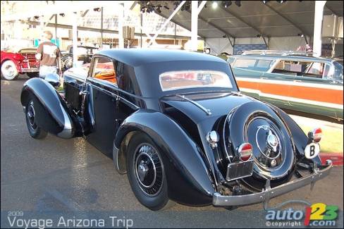 Carrossé par Vestres & Neirinck expressément pour Claude Raoul Benoît, le fortuné collectionneur belge, ce remarquable coupé Bentley 4 ½-Litre Fixed Head Sport 1937 ne marque que 36 000 km au compteur (1 320 000 $). Gooding & Co.
