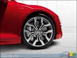 Audi auctions off a pair of R8 V10s