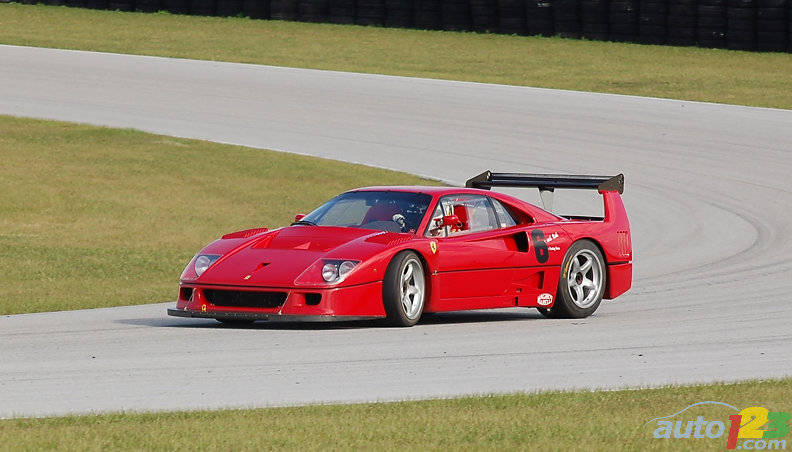 Ferrari F40 in full counter steer.