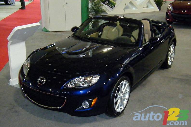 2010 Mazda MX-5 (Photo: Rob Rothwell/Auto123.com)