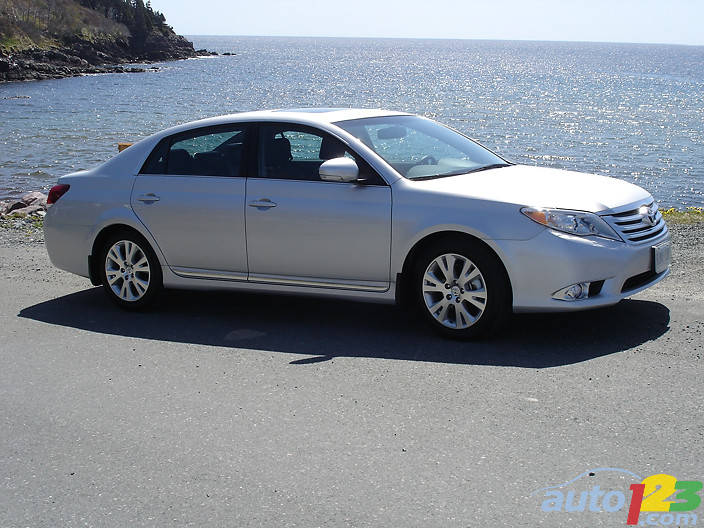 Photo: Charles Renny/Auto123.com, Toyota