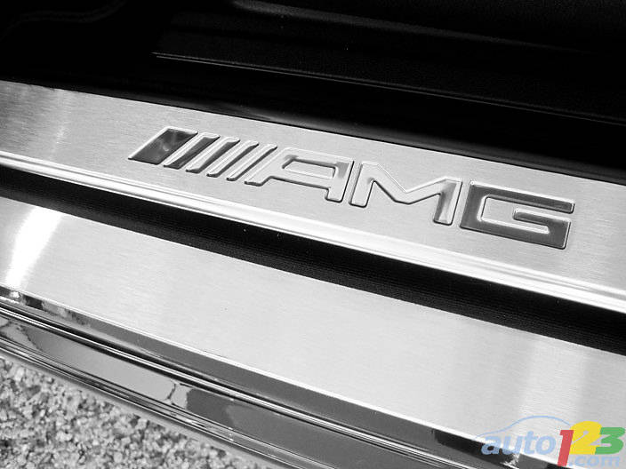 (photo: Lesley Wimbush)