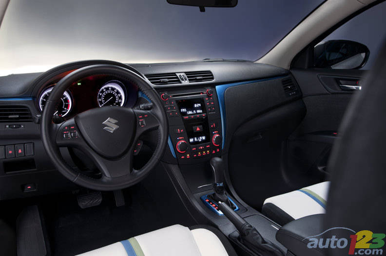 Suzuki Kizashi EcoCharge Concept (Photo: Suzuki)