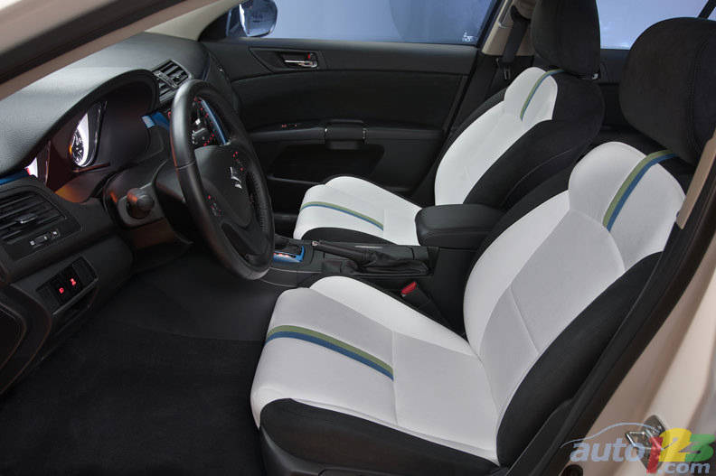 Suzuki Kizashi EcoCharge Concept (Photo: Suzuki)
