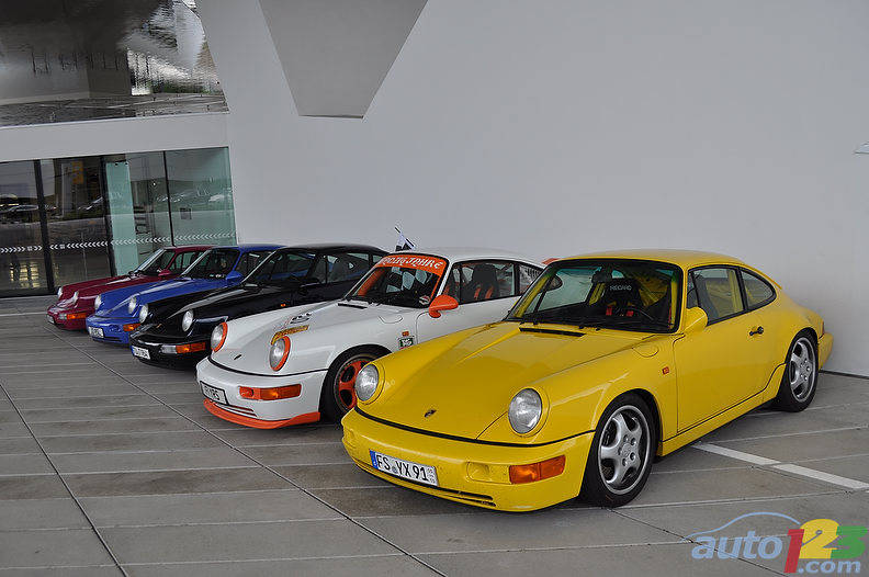Welcoming comity of 993 911 RS'(Photo: Mathieu St-Pierre/Auto123.com)