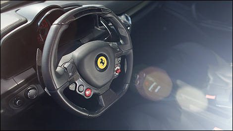 Ferrari 458 Italia 2011 intérieur