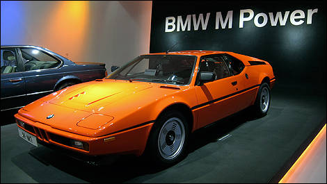 1978 BMW M1 front 3/4 view