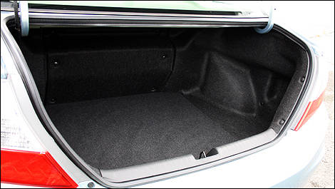 2012 Honda Civic Hybrid trunk