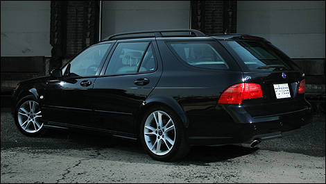 2006 Saab 9-5 rear 3/4 view