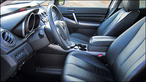 2011 Mazda CX-7 GT interior