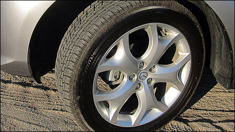 2011 Mazda CX-7 GT brakes