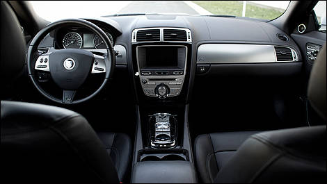2011 Jaguar XKR interior