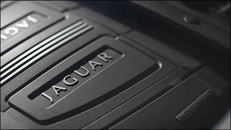 2011 Jaguar XJ Supercharged engine
