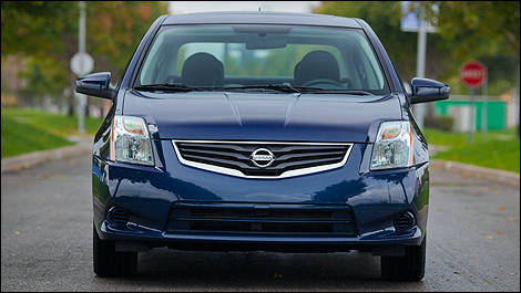 2012 Nissan Sentra 2.0 SL front view