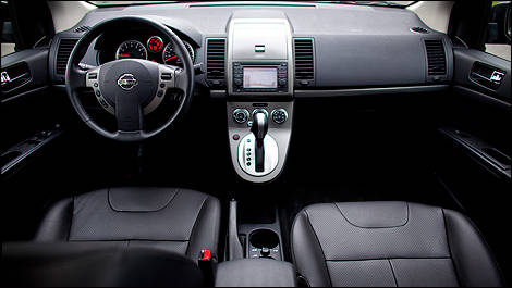 2012 Nissan Sentra 2.0 SL interior