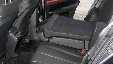 2011 Subaru Outback 3.6R Limited interior
