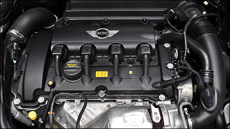 MINI John Cooper Works 2011 moteur