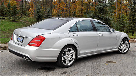 Mercedes-Benz S 350 BlueTEC 4MATIC 2012 vue 3/4 arrière