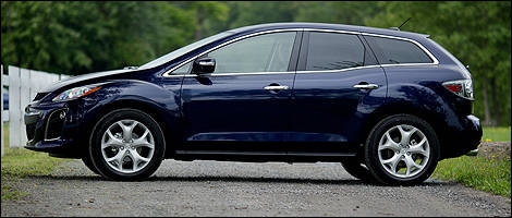 2011 Mazda CX-7 GT left side view