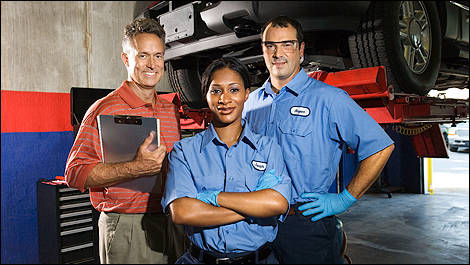 women and car repair