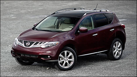 2012 Nissan Murano LE AWD Platinum front 3/4 view