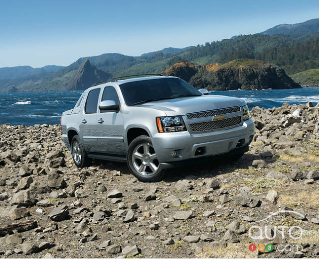 La reprise de Cadillac bat son plein, tout comme celle de Chevrolet. Les anciens trucs de créneau impopulaires nuisent à l'image d'une marque. Adieu, les gars. (Photo: General Motors)