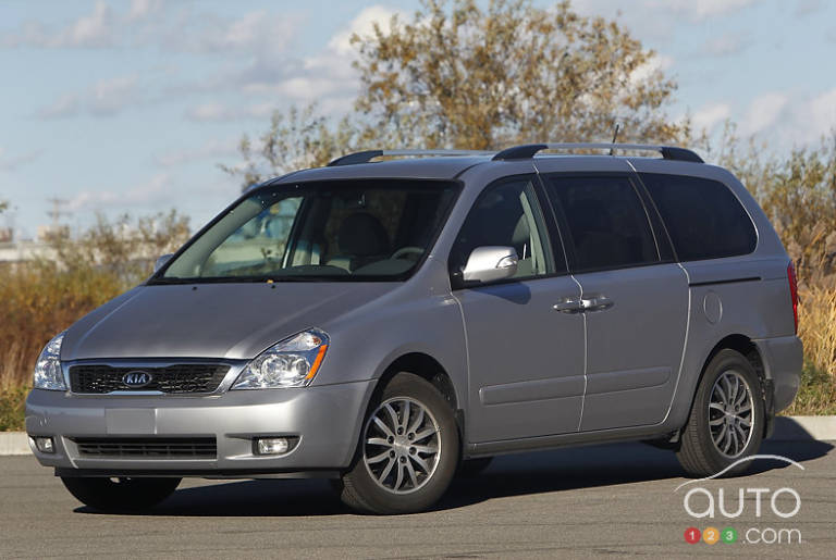 Minivans are not down and out but the Sedona is. Kia is very good at just about everything else it does. The time has come to move forward and leave the past behind. (Photo: Philippe Champoux/Auto123.com)
