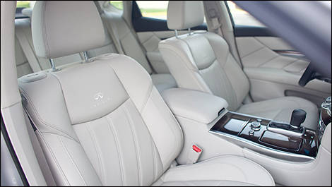 2012 Infiniti M35h interior