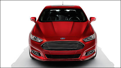 2013 Ford Fusion front view