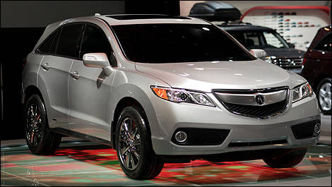2013 Acura RDX front 3/4 view