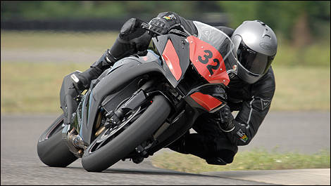 Kawasaki ZX-10R 2011 vue de face