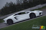 Lamborghini Aventador 2012 contre Kawasaki ZX-10R 2011 (vid�o)