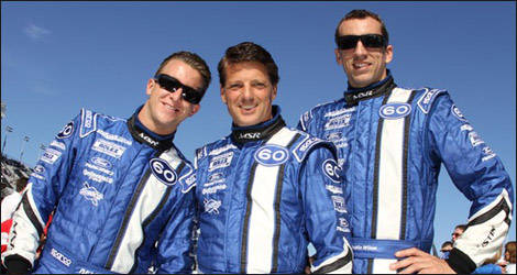 Le trio AJ Allmendinger, Ozz Negri et Justin Wilson ont des raisons de sourire (Photo: Marshall Pruett/SPEED.com)