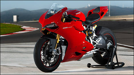 2012 Ducati 1199 Panigale front 3/4 view