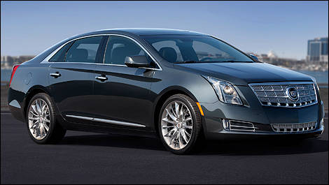 Cadillac XTS 2013 vue 3/4 avant