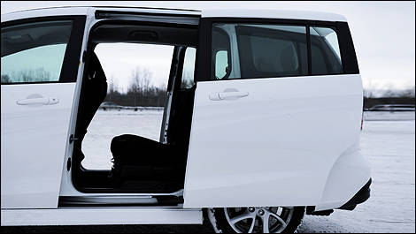 2012 Mazda5 GT Sliding door