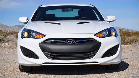 Hyundai Genesis Coupé 2013 vue de face