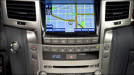 2013 Lexus LX 570 interior