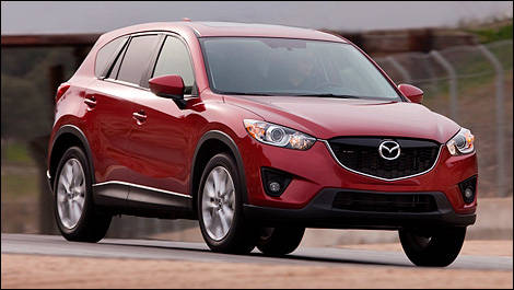 2013 Mazda CX-5 front 3/4 view
