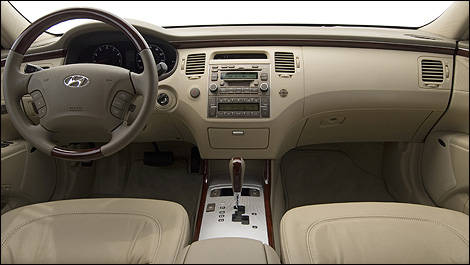 2007 Hyundai Azera dashboard