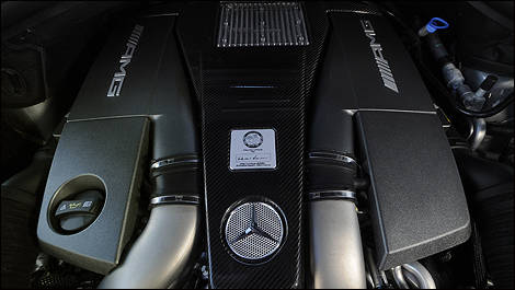 Mercedes-Benz ML 63 AMG 2012 moteur