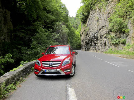  [ صُورٌ ] 2013 Mercedes GLK-Class Mercedes-Benz-GLK-2013_002