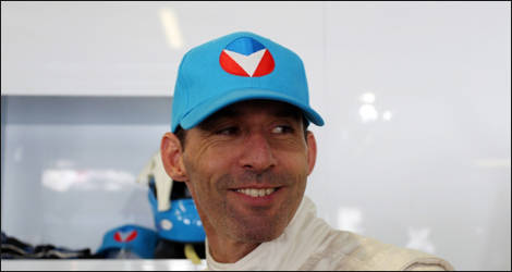 Alain Menu as Michel Vaillant (Photo: FIA WTCC.com)