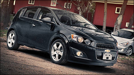 2012 Chevrolet Sonic front 3/4 view