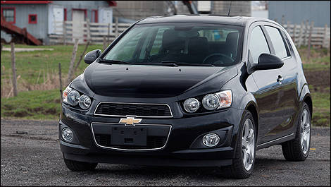 Chevrolet Sonic 2012 vue 3/4 avant