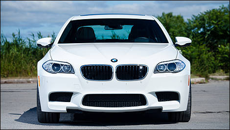 BMW M5 2012 vue avant
