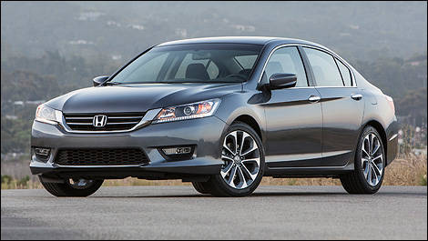 2013 Honda Accord front 3/4 view