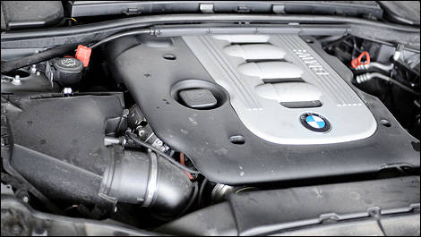 BMW Série 3 2009 moteur