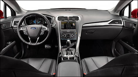 2013 Ford Fusion Hybrid dashboard