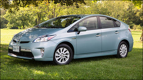 2012 Toyota Prius Plug-in Hybrid front 3/4 view